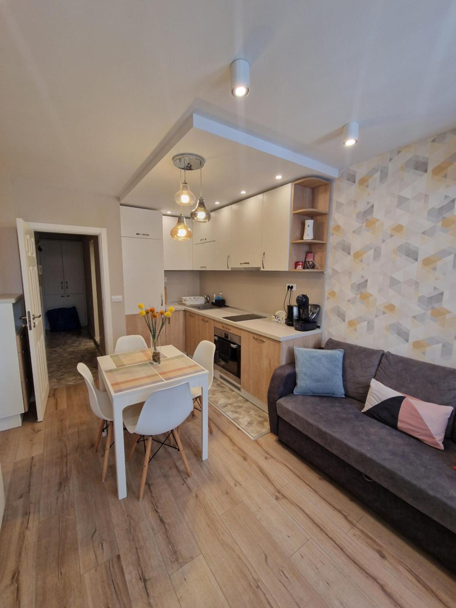 Brand New Luxury Flat In The City Center Варна Екстериор снимка